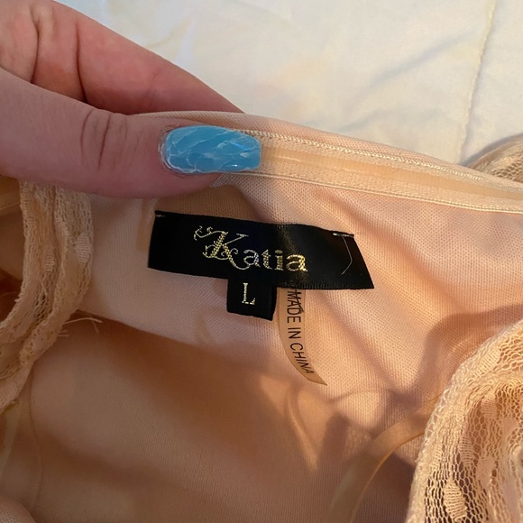 Dress - Picture 3 of 3